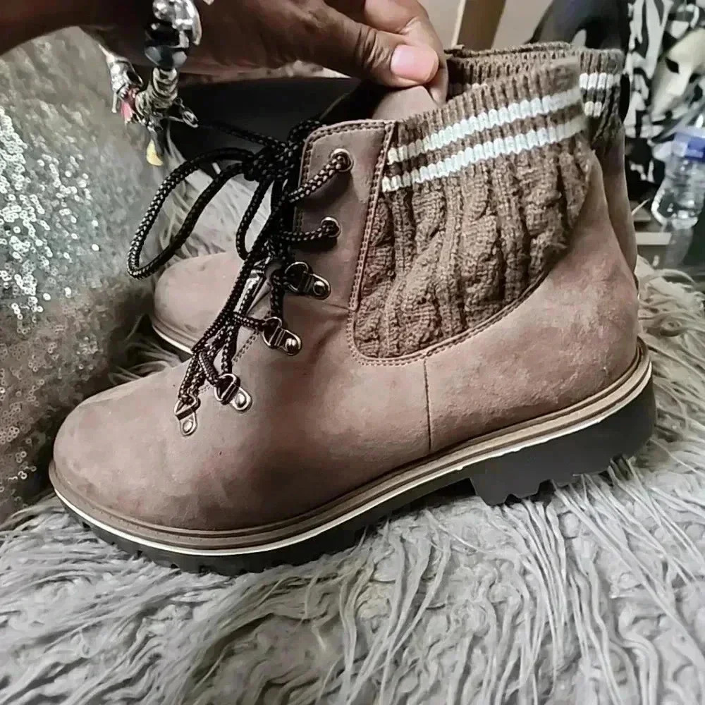 Torrid Women's Hiker Boots. Size 11 - Picture 4 of 11